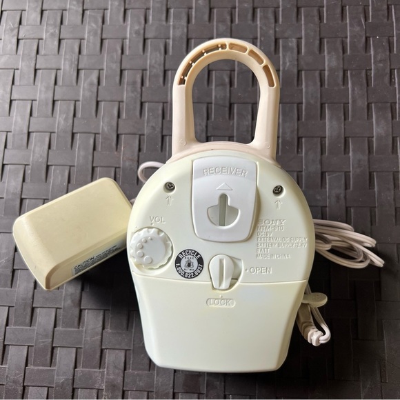 Sony NTM-910 Baby Monitor with rechargeable battery - Picture 3 of 5